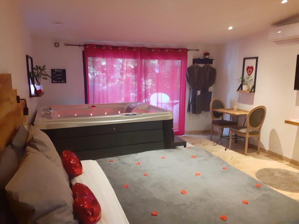 La Chambre Des Songes Saze  Kültér fotó