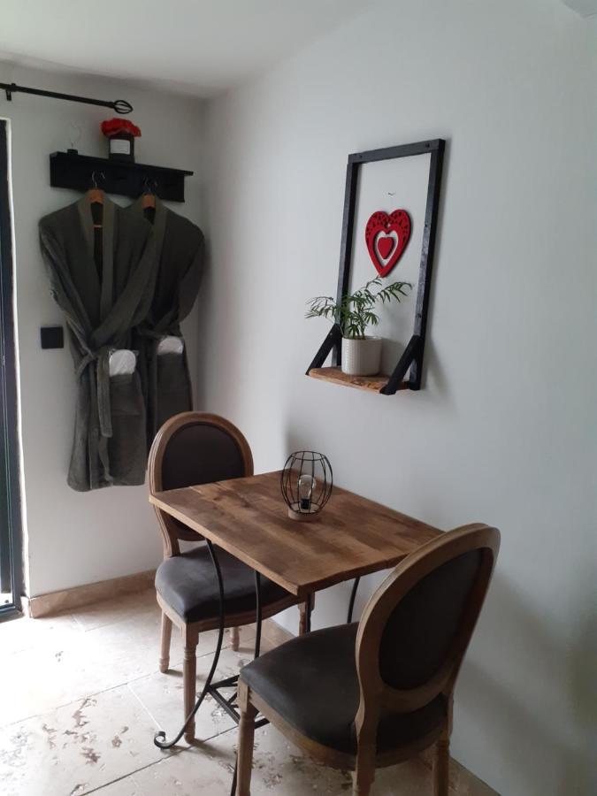La Chambre Des Songes Saze  Kültér fotó
